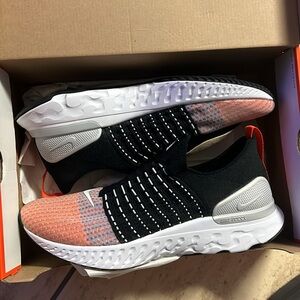 Nike React Phantom Run FK 2